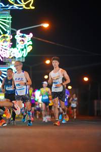 BIB: 4017, 96406, 165
                            <button type="button" onclick="openModal(23107766)" class="btn btn-primary btn-sm float-right btn-popup" data-toggle="modal" data-target=".modal-high-quality">
                        <i class="fas fa-shopping-cart"></i> Add to Cart
                    </button>
                                            <button type="button" onclick="isThisMe(23107766, true)" class="btn btn-success btn-sm float-right btn-popup btn-isme hidden" data-toggle="tooltip" data-placement="bottom" title="นี่คือรูปของคุณใช่ไหม คลิกที่นี่เพื่อเอาเข้าอัลบั้ม">
                        <i class="fas fa-plus"></i> Add to album
                    </button>
                    <button type="button" onclick="isThisMe(23107766, false)" class="btn btn-warning btn-sm float-right btn-popup btn-isnotme hidden">
                        <i class="fas fa-ban"></i> Remove from album
                    </button>